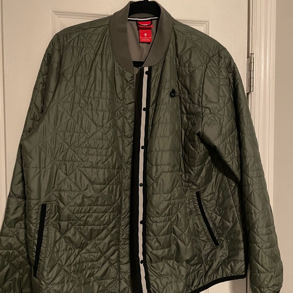 Women’s Nike bomber jacket